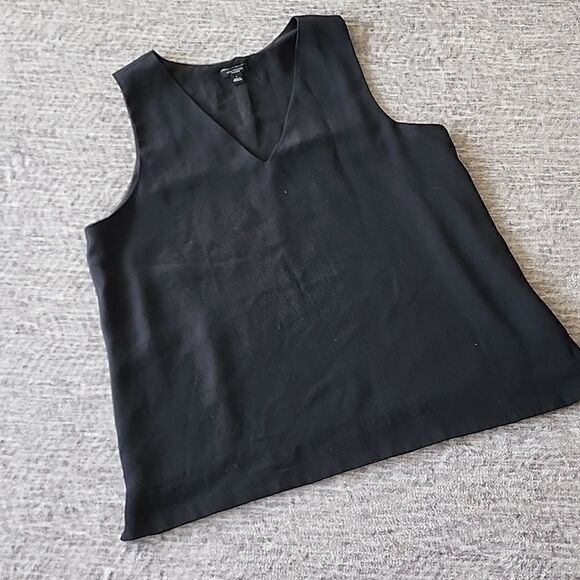 🍍 Ann Taylor- Tank - Picture 1 of 5